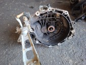 CUTIE VITEZE MANUALA 5 TREPTE OPEL CORSA D OEM: M24.