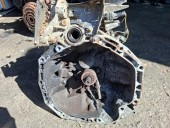 CUTIE VITEZE MANUALA 5 TREPTE RENAULT SYMBOL OEM: JR5 185.