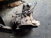 CUTIE VITEZE MANUALA 5 TREPTE VOLKSWAGEN GOLF IV OEM: DUU.