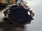 CUTIE VITEZE MANUALA 5 TREPTE VOLKSWAGEN GOLF IV OEM: DUU.