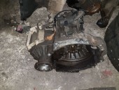 CUTIE VITEZE MANUALA 5 TREPTE VOLKSWAGEN GOLF IV OEM: ERT.
