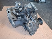 CUTIE VITEZE MANUALA 5 TREPTE VOLKSWAGEN JETTA IV OEM: LHW.
