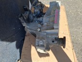 CUTIE VITEZE MANUALA 5 TREPTE VOLKSWAGEN POLO 6R OEM: LVE.