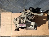 CUTIE VITEZE MANUALA 5 TREPTE VOLKSWAGEN POLO 6R OEM: LVE.