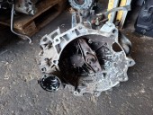 CUTIE VITEZE MANUALA 5 TREPTE VOLKSWAGEN POLO 9N OEM: GRZ.