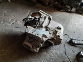 CUTIE VITEZE MANUALA 6 TREPTE SKODA OCTAVIA III OEM: PFL.