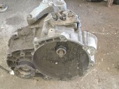 CUTIE VITEZE MANUALA 6 TREPTE VOLKSWAGEN GOLF V OEM: JMA.