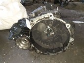 CUTIE VITEZE MANUALA 6 TREPTE VOLKSWAGEN PASSAT B6 OEM: KDN.