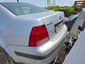   Dezmembram VOLKSWAGEN BORA 2000 1.4 (AXP)