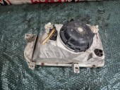 FAR DREAPTA VOLKSWAGEN GOLF III OEM: 1305235260.