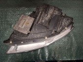 FAR XENON DREAPTA AUDI A4 B7 