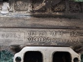 GALERIE ADMISIE VOLKSWAGEN GOLF IV OEM: 038129713J.