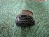 GRILA AER BORD DREAPTA PEUGEOT 206 OEM: 9632184877.