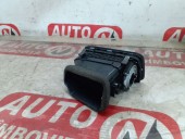 GRILA AER BORD DREAPTA VOLKSWAGEN JETTA IV OEM: 5C6819704.