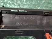 GRILA AER BORD TOYOTA COROLLA OEM: 55662-02650.