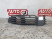 GRILA BARA FATA (STANGA) VOLKSWAGEN PASSAT B5.5 OEM: 3B0853665H.