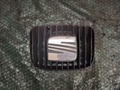 GRILA CENTRALA BARA FATA SEAT TOLEDO OEM: 1M0853651.