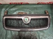 GRILA CENTRALA BARA FATA SKODA FABIA OEM: SD07004.