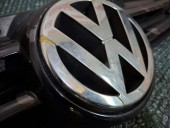 GRILA CENTRALA BARA FATA VOLKSWAGEN GOLF V 