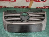 GRILA CENTRALA BARA FATA VOLKSWAGEN GOLF V OEM: 1K5853651.