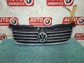 GRILA CENTRALA BARA FATA VOLKSWAGEN PASSAT B5.5 OEM: 3B0853651L.