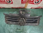 GRILA CENTRALA BARA FATA VOLKSWAGEN POLO 9N OEM: 6Q0853651C.