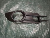 GRILA PROIECTOR DREAPTA VOLKSWAGEN TOURAN OEM: 1T08539509B9.