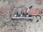 INJECTOR BENZINA FORD FOCUS III OEM: 0261500556.