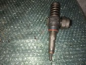 INJECTOR DIESEL VOLKSWAGEN BORA OEM: 038130073F.