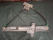 MACARA DREAPTA FATA ELECTRICA PEUGEOT 407 OEM: 9644893480.