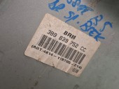 MACARA DREAPTA SPATE MANUALA VOLKSWAGEN PASSAT B5.5 OEM: 3B9839752CC.