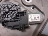 MACARA STANGA FATA ELECTRICA SKODA FABIA II OEM: 121303B.