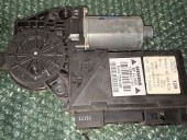 MOTORAS MACARA DREAPTA FATA AUDI A4 B6 OEM: 8E1959802B.