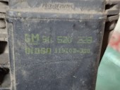 MOTORAS MACARA DREAPTA FATA OPEL VECTRA B OEM: 90520228.