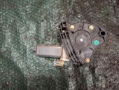MOTORAS MACARA DREAPTA FATA RENAULT CLIO II OEM: 0130822020.