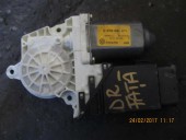 MOTORAS MACARA DREAPTA FATA VOLKSWAGEN GOLF IV OEM: 1J1959802D.