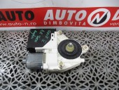 MOTORAS MACARA DREAPTA FATA VOLKSWAGEN GOLF V OEM: 1K4837402Q.
