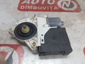 MOTORAS MACARA DREAPTA FATA VOLKSWAGEN GOLF V OEM: 1K4837402T.