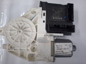 MOTORAS MACARA DREAPTA FATA VOLKSWAGEN GOLF VI OEM: 1K5837402AM/ 1K0959792N.