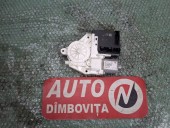 MOTORAS MACARA DREAPTA FATA VOLKSWAGEN JETTA IV OEM: 3C0959702C.