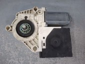 MOTORAS MACARA DREAPTA FATA VOLKSWAGEN PASSAT B6 OEM: 1K0959792M.