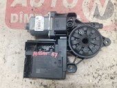 MOTORAS MACARA DREAPTA FATA VOLKSWAGEN PASSAT B7 OEM: 3AA959702A.