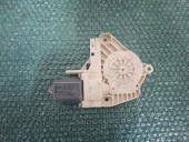 MOTORAS MACARA DREAPTA SPATE AUDI A4 B8 OEM: 8K0959812A.