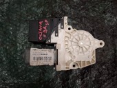 MOTORAS MACARA DREAPTA SPATE SKODA OCTAVIA II OEM: 1K0959704E.