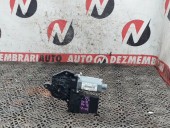 MOTORAS MACARA DREAPTA SPATE VOLKSWAGEN GOLF V OEM: 1K4839402E.