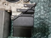 MOTORAS MACARA DREAPTA SPATE VOLKSWAGEN GOLF VI OEM: 101388-101/101438203.