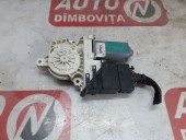 MOTORAS MACARA DREAPTA SPATE VOLKSWAGEN PASSAT B6 OEM: 1K0959704P.