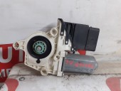 MOTORAS MACARA DREAPTA SPATE VOLKSWAGEN PASSAT B6 OEM: 3C9959704.