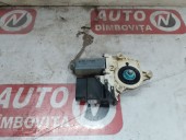 MOTORAS MACARA DREAPTA SPATE VOLKSWAGEN PASSAT B6 OEM: 997755102.