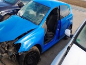 MOTORAS MACARA DREAPTA SPATE VOLKSWAGEN POLO 6R OEM: 0130822533.
